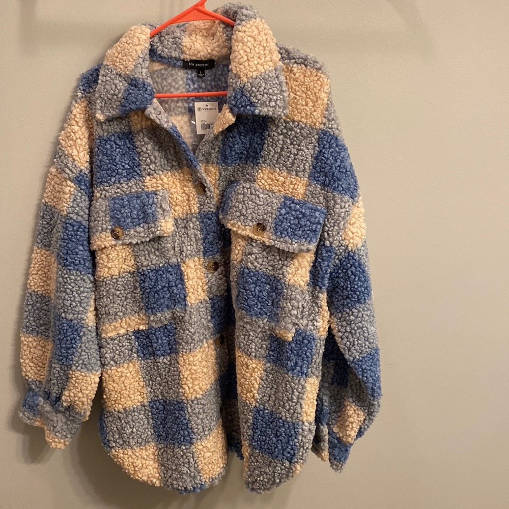 Blu Pepper NWT size L shacket